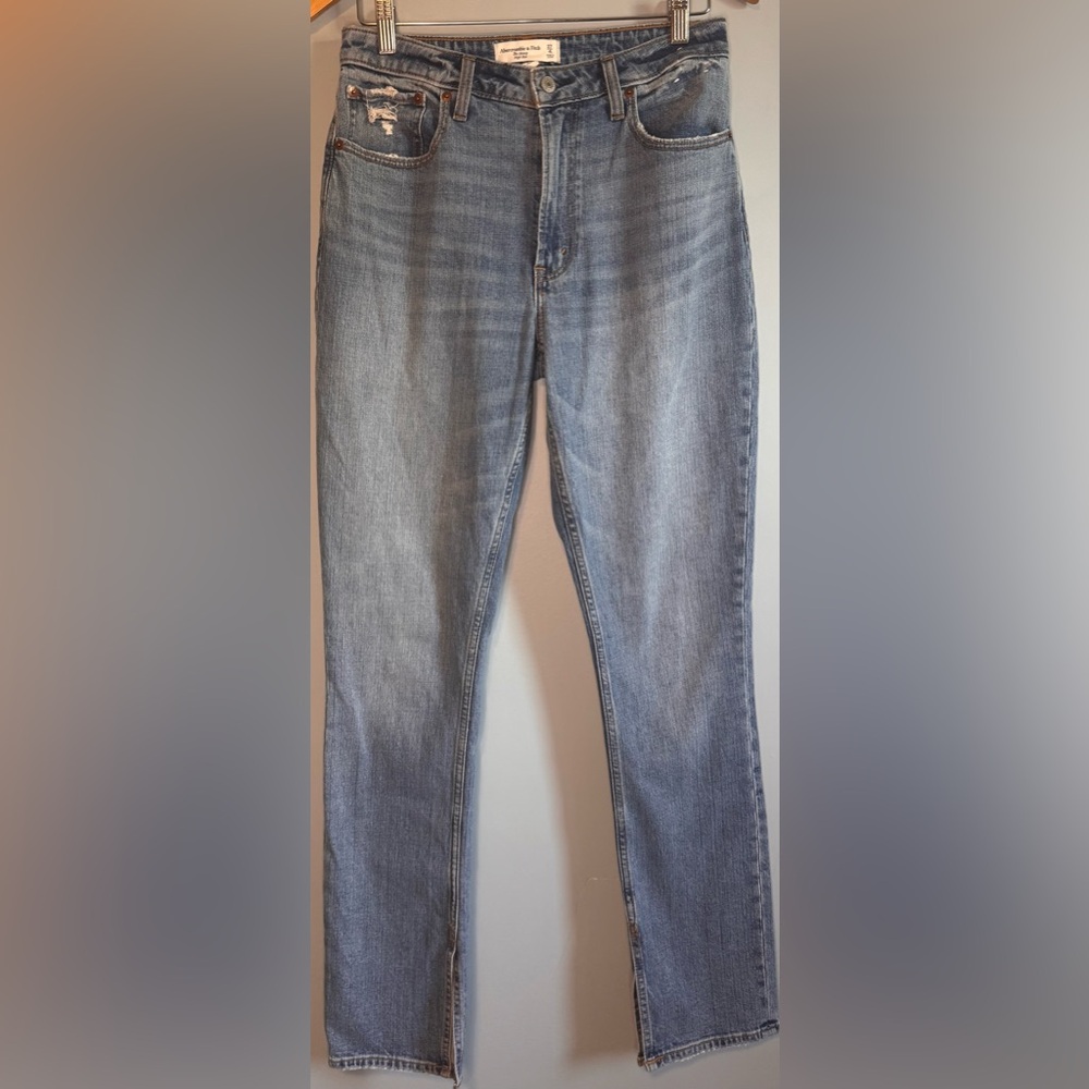 Abercrombie & Fitch High Rise Skinny Jeans Light Wash Distressed Size 27 Long